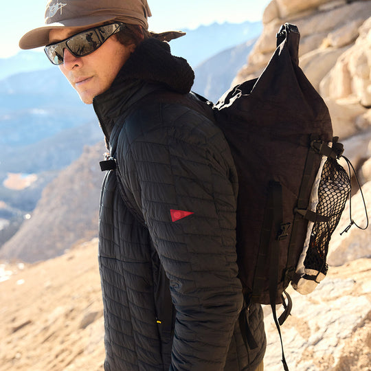 디스패치 프리마로프트® 집 Dispatch Primaloft® Zip - Black