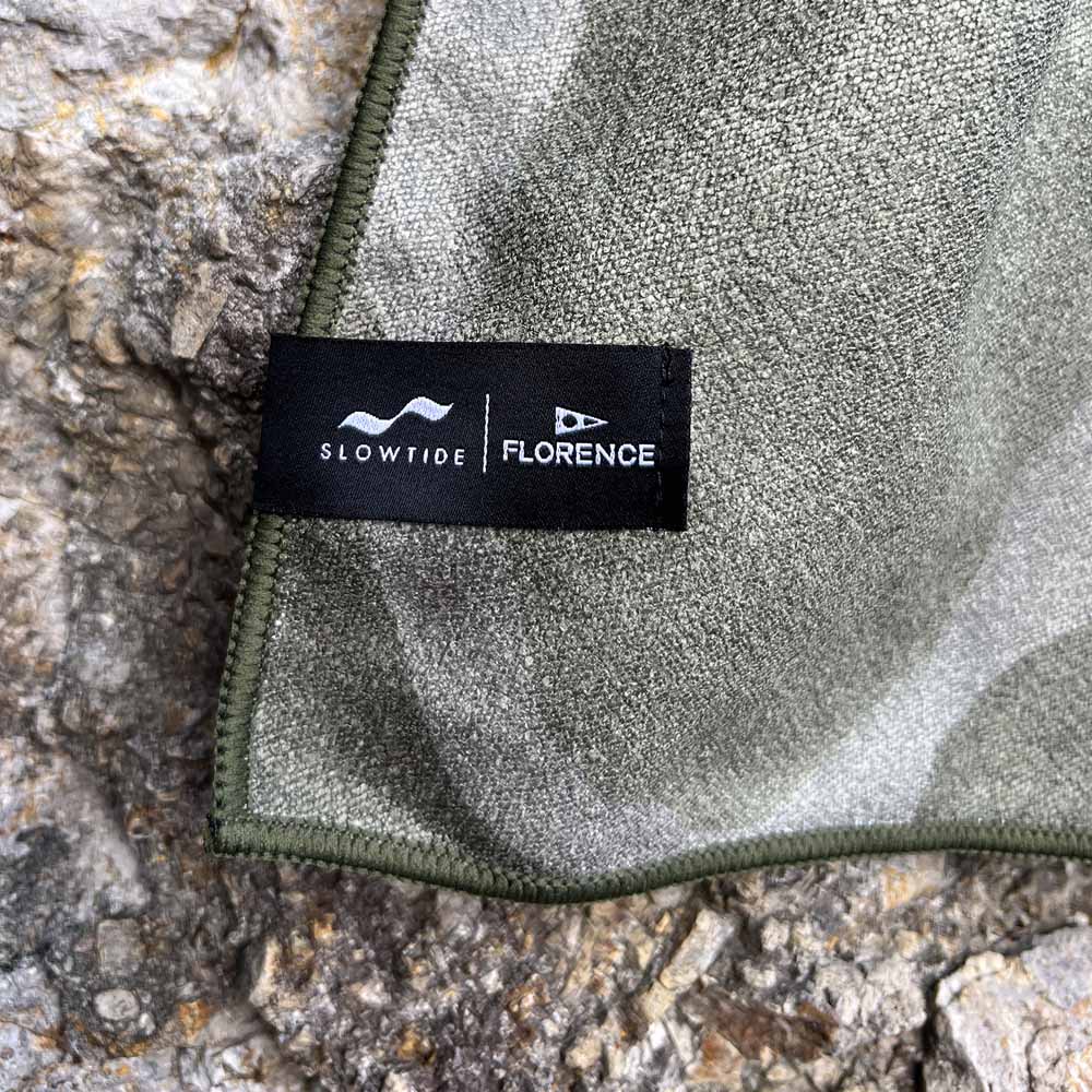 [Florence x Slowtide] 하와이안 플래그 카모 퀵 드라이 타월 Hawaiian Flag Camo Quick Dry Towel